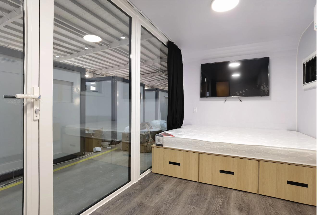 Interior overview — 20ft standard